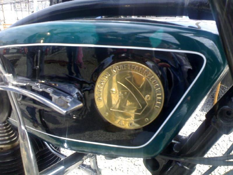 20060401094 (Large).jpg